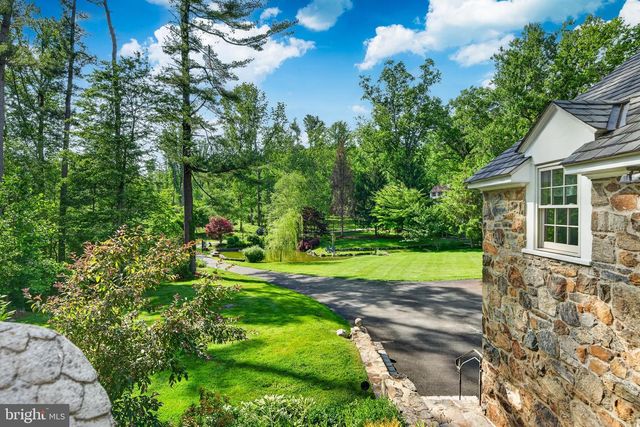 163 CREEK RD, Glen Mills, PA 19342