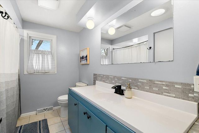 1597 Edward Drive, Stevensville, MI 49127