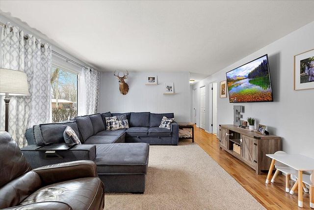 1597 Edward Drive, Stevensville, MI 49127