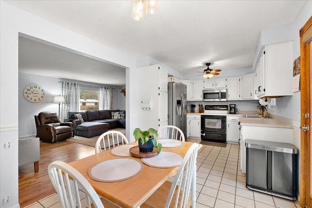 1597 Edward Drive, Stevensville, MI 49127