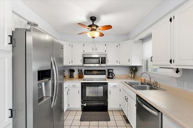 1597 Edward Drive, Stevensville, MI 49127