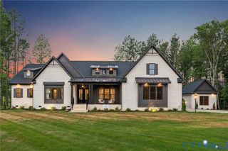 4620 Gingras Cir, Quinton, VA 23141