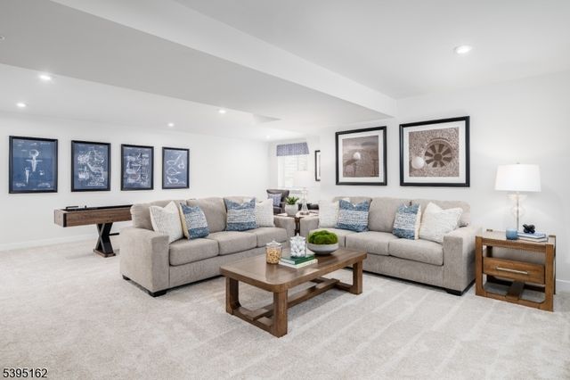 6 Amos Way C, Mount Olive Twp., NJ 07828