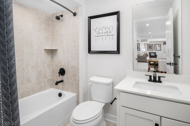 6 Amos Way C, Mount Olive Twp., NJ 07828