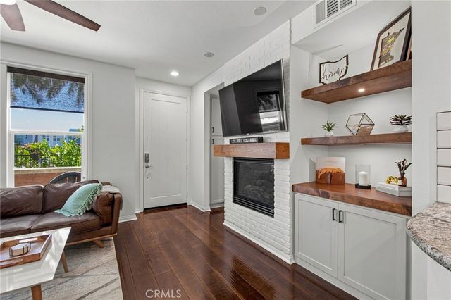 12 Midtown, Aliso Viejo, CA 92656