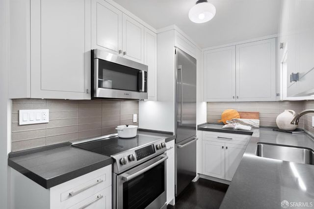 2200 Sacramento Street 205, San Francisco, CA 94115