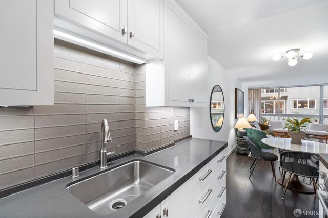 2200 Sacramento Street 205, San Francisco, CA 94115