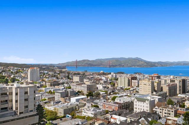 2200 Sacramento Street 205, San Francisco, CA 94115