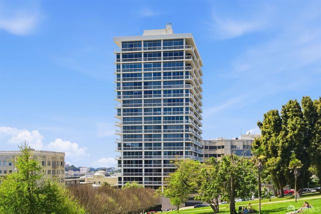 2200 Sacramento Street 205, San Francisco, CA 94115