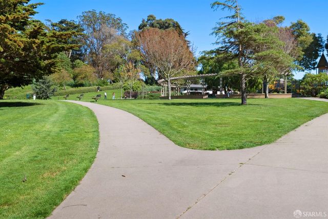 2200 Sacramento Street 205, San Francisco, CA 94115