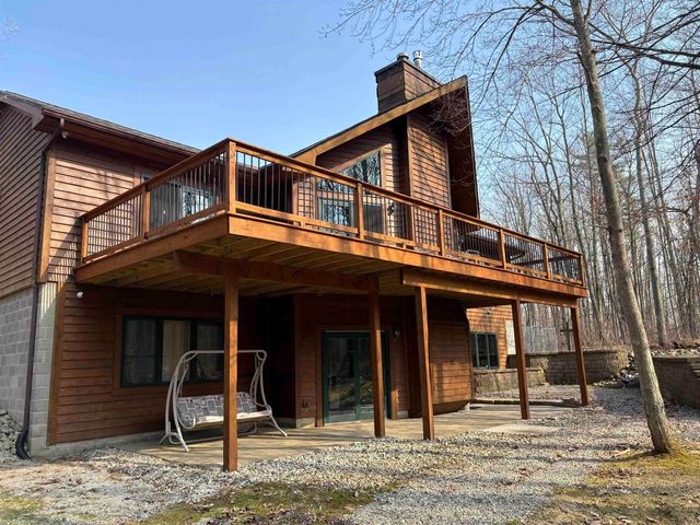 5575 River Ridge Trail, Clyde, MI 48049