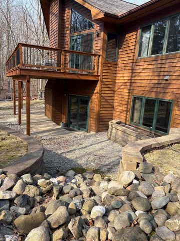 5575 River Ridge Trail, Clyde, MI 48049