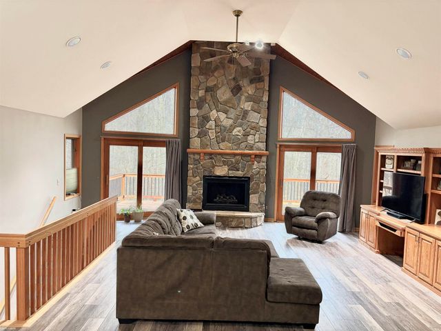 5575 River Ridge Trail, Clyde, MI 48049