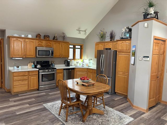 5575 River Ridge Trail, Clyde, MI 48049