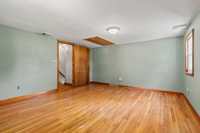 31 Dartmouth Drive, Billerica, MA 01821