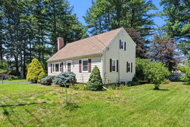 31 Dartmouth Drive, Billerica, MA 01821