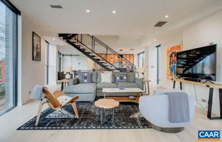 550 WATER ST #201, Charlottesville, VA 22902