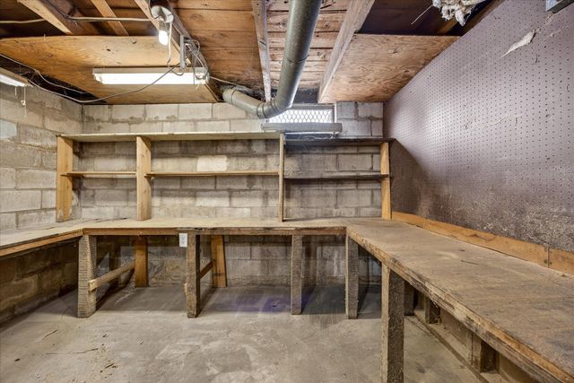 3746 Milan Avenue SW, Wyoming, MI 49509