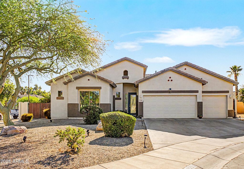 Image 2 of property listing at 2752 N 150TH Lane, Goodyear, AZ 85395