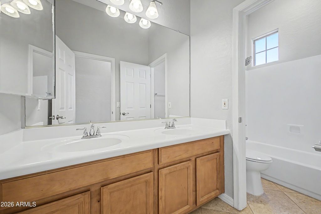 Image 25 of property listing at 2752 N 150TH Lane, Goodyear, AZ 85395