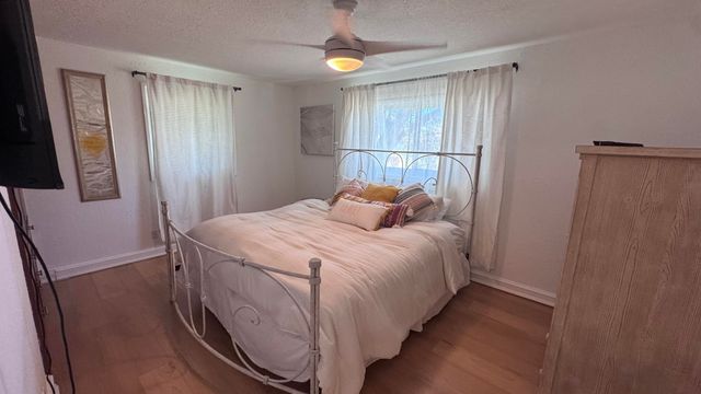 13 SW 13th Street, Deerfield Beach, FL 33441