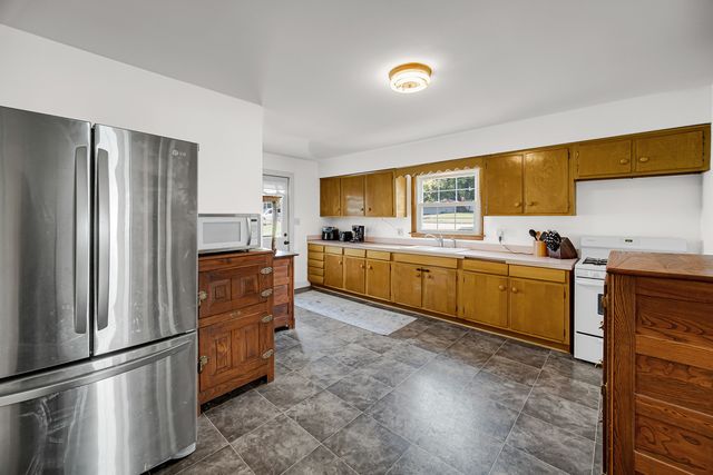 624 S Hamilton Street, Lockport, IL 60441