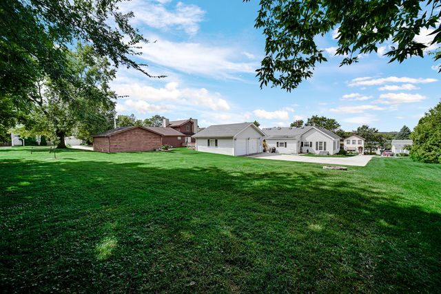 624 S Hamilton Street, Lockport, IL 60441