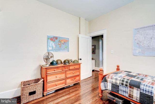 3234 5TH ST N, Arlington, VA 22201