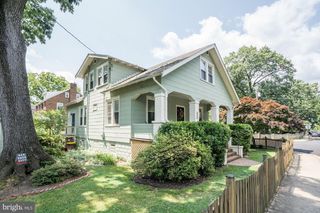 3234 5TH ST N, Arlington, VA 22201