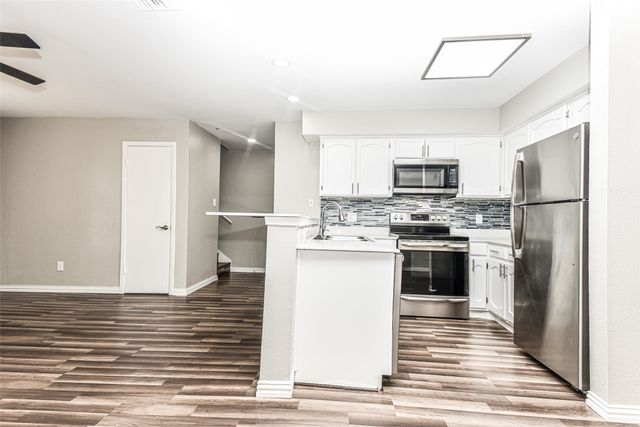 3022 Forest Lane 309, Dallas, TX 75234