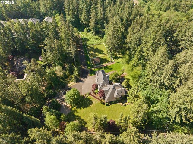 16590 Sw HIGH HILL Ln, Beaverton, OR 97007