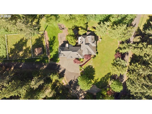 16590 Sw HIGH HILL Ln, Beaverton, OR 97007