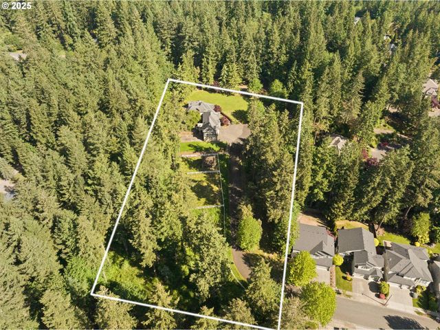 16590 Sw HIGH HILL Ln, Beaverton, OR 97007