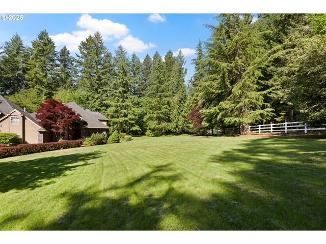 16590 Sw HIGH HILL Ln, Beaverton, OR 97007