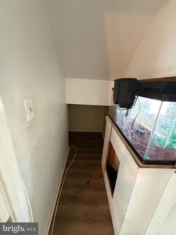 2515 S HOWARD ST, Philadelphia, PA 19148