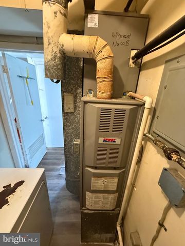 2515 S HOWARD ST, Philadelphia, PA 19148