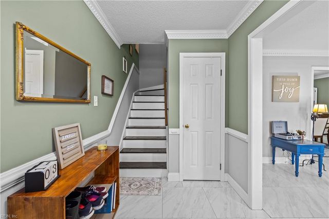 4001 Francis Lee DR, Virginia Beach, VA 23452