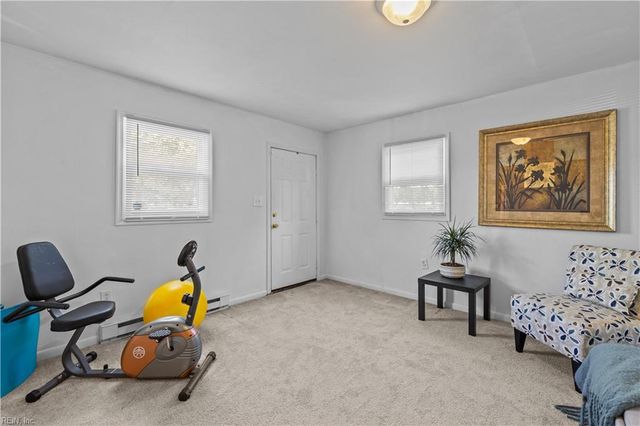 4001 Francis Lee DR, Virginia Beach, VA 23452