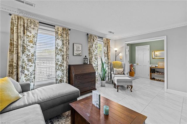 4001 Francis Lee DR, Virginia Beach, VA 23452