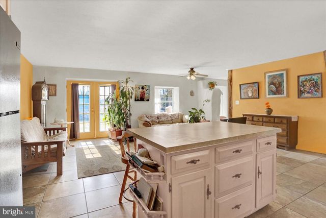 115 HARLACHER RD, East Berlin, PA 17316