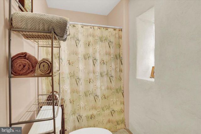 115 HARLACHER RD, East Berlin, PA 17316