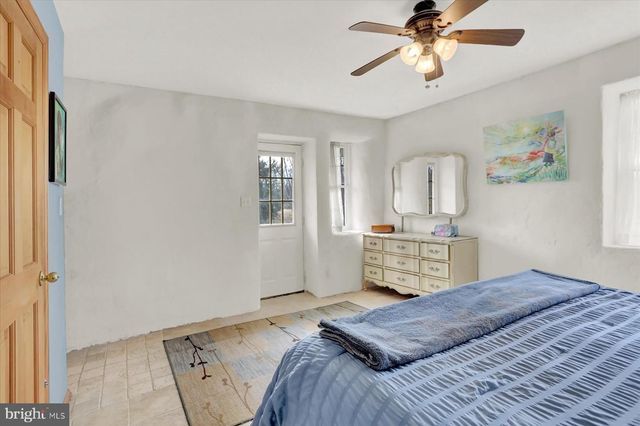 115 HARLACHER RD, East Berlin, PA 17316