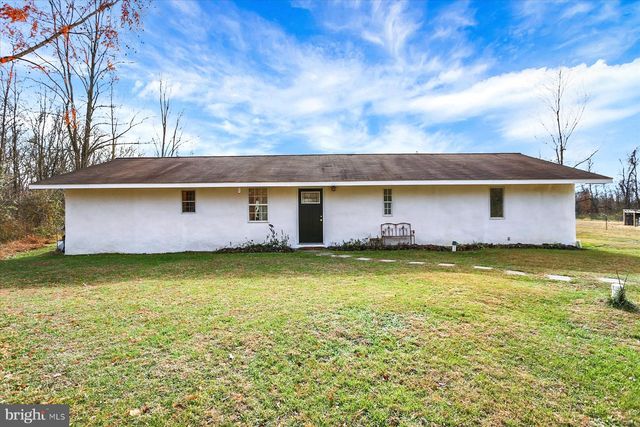 115 HARLACHER RD, East Berlin, PA 17316