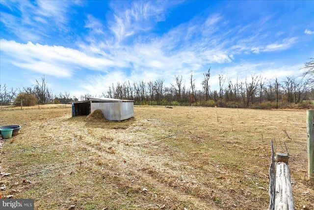 115 HARLACHER RD, East Berlin, PA 17316