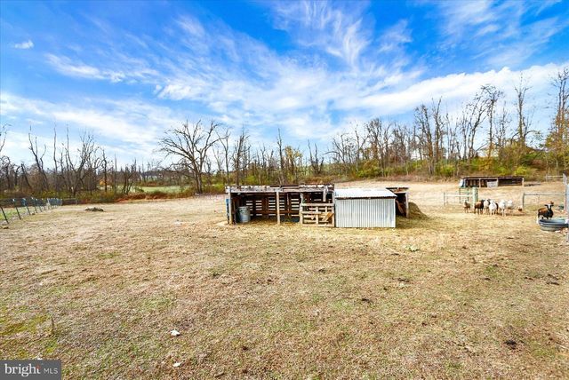 115 HARLACHER RD, East Berlin, PA 17316