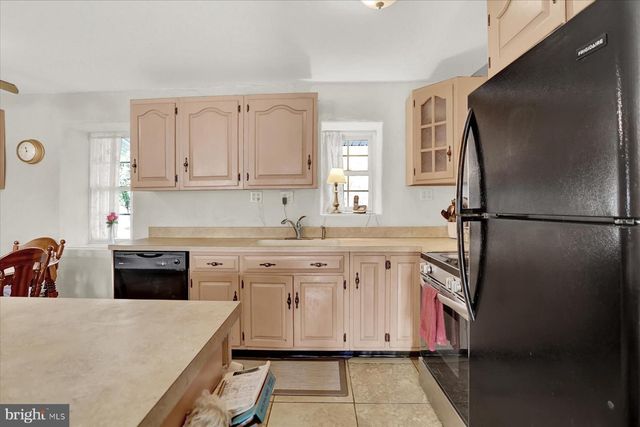 115 HARLACHER RD, East Berlin, PA 17316