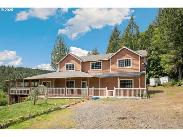 1407 SLIDE CREEK Rd, Longview, WA 98632