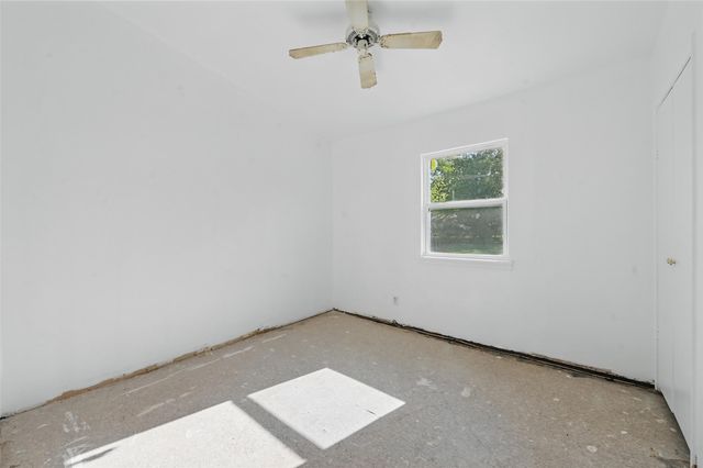 900 Wilkinson Drive, Mesquite, TX 75149