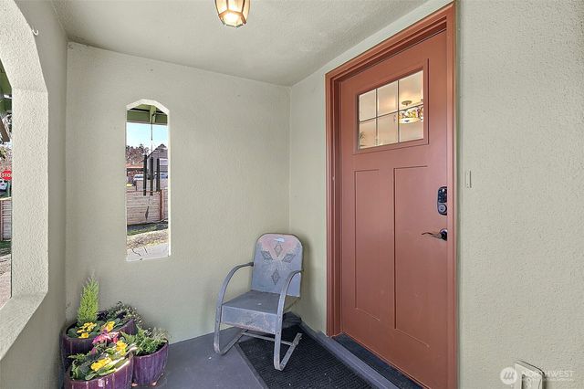 4908 N Winnifred Street, Ruston, WA 98407