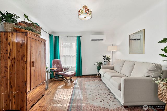 4908 N Winnifred Street, Ruston, WA 98407